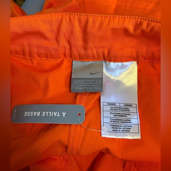 Nike Women's Vibrant Orange Cargo Shorts - Picture 3 of 3